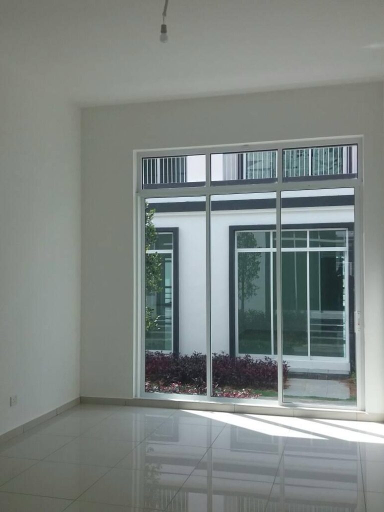 BELOW MARKET PRICE 2-STOREY HOUSE (22×75) ECO MAJESTIC. ASKING PRICE: RM 750K
