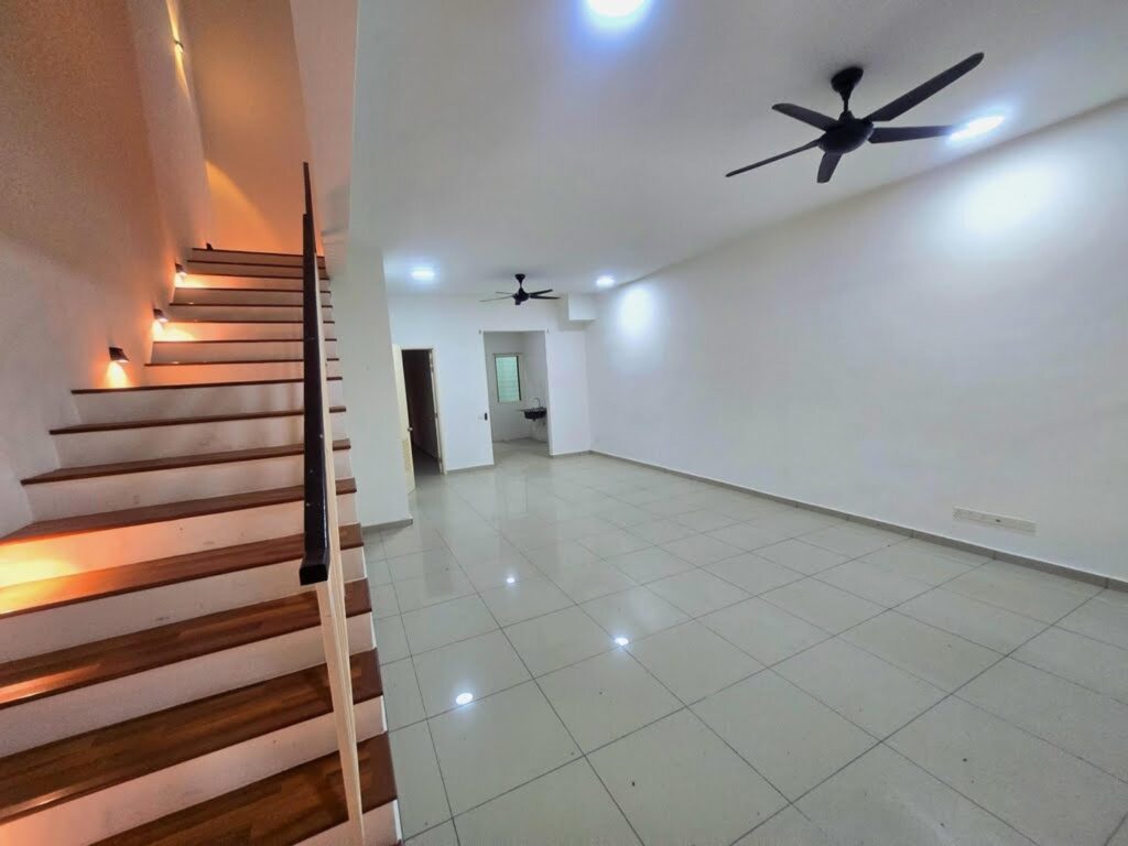 Value to buy 2-storey terrace house (20×70) in Eco Majestic, Cradleton. Asking price: RM 530K