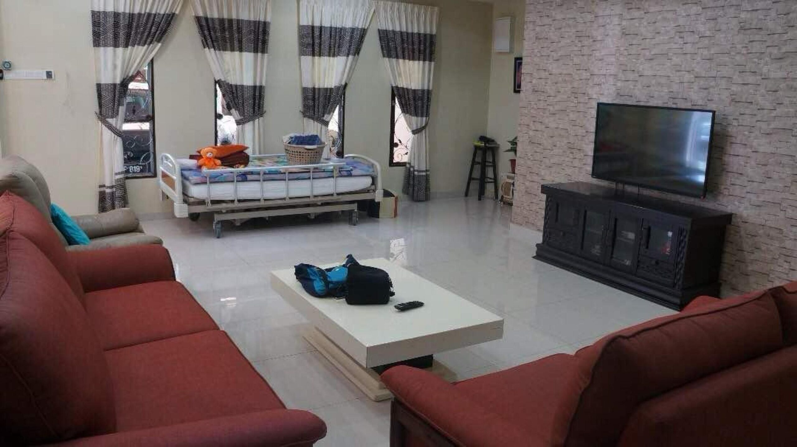 Fully renovated 2 storey terrace house (20×70) in Taman Prima Saujana, Kajang for sale. Asking price: RM 870,000