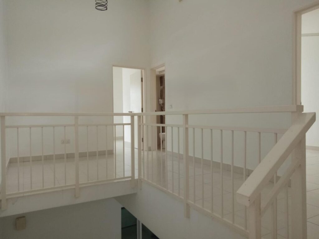 Below market price 2 storey house (22×75) in Setia Ecohill 1, Semenyih for sale. Asking price: RM 620,000.