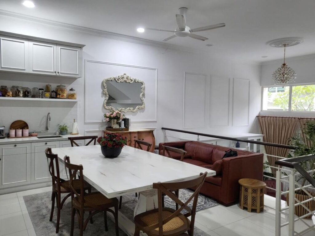 Fully furnished 3-storey terrace house (22×75) for sale in Jalan Semenyih Bandar Rinching. Asking price: RM 840,000