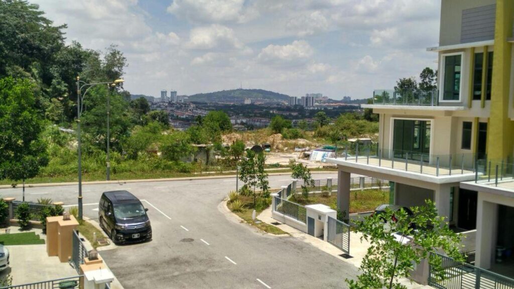 Brand new semi-D (38×75) at Bandar Mahkota Cheras for sale. Asking price: RM 1,100,000
