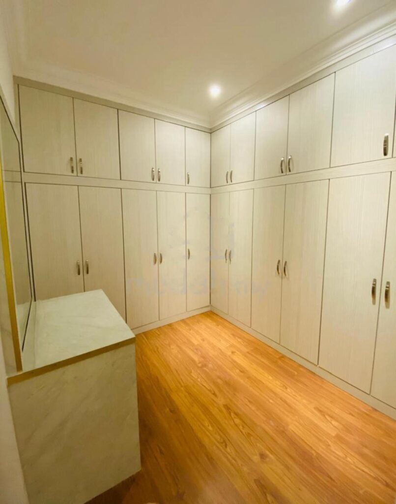 Renovated and furnished 2-storey end-lot house (2175 ft2) for sale. Asking price: RM 1.48Mil.