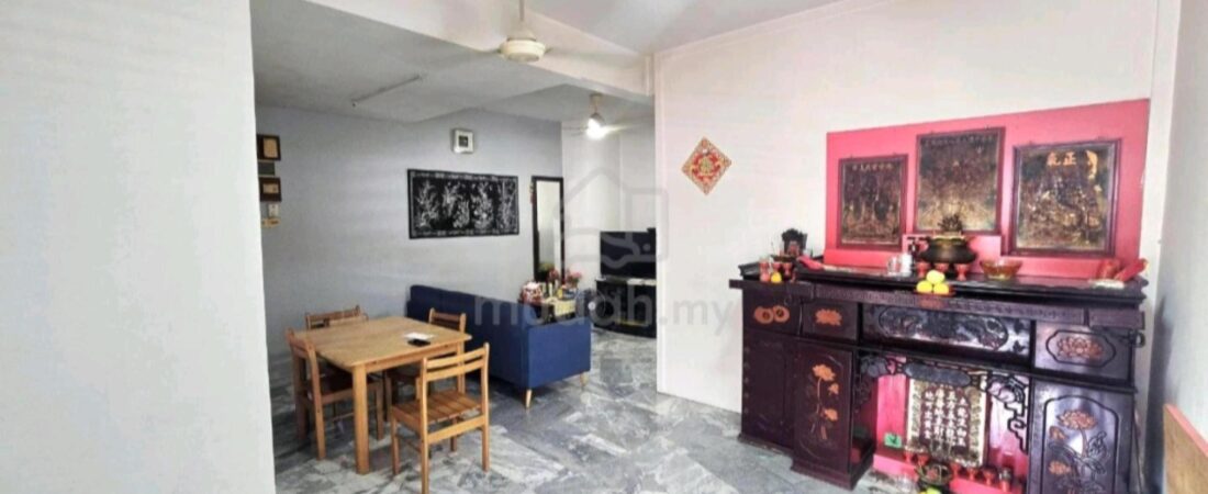 Cheras Taman Sri Aman Double Storey House