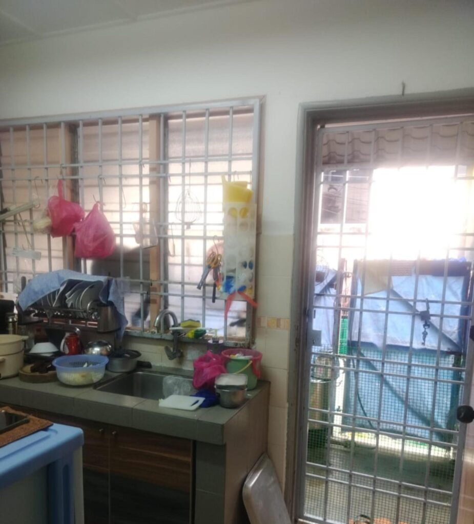 Original 2-storey house (20×70) at Bandar Mahkota Cheras for sale. Asking price: RM 620,000 (nego). URGENT SALE.