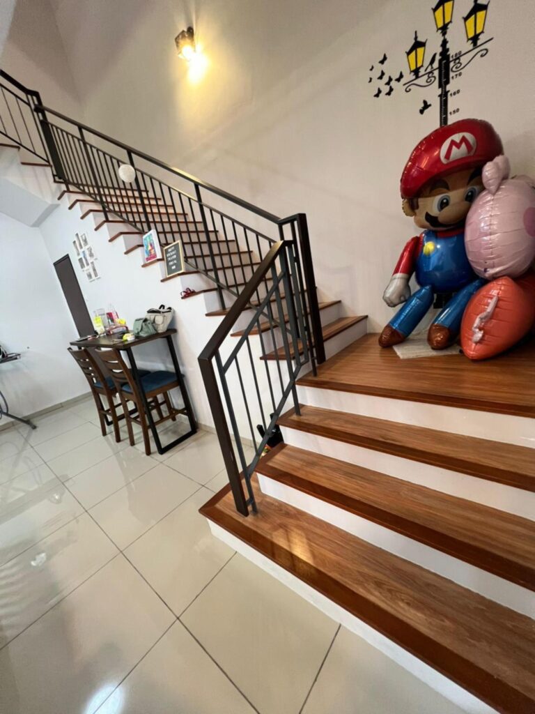 Kajang East 22′ x 80′ | 4 Bed 4 Bath | Move-In Ready | Fully Maintained | RM830K Negotiable