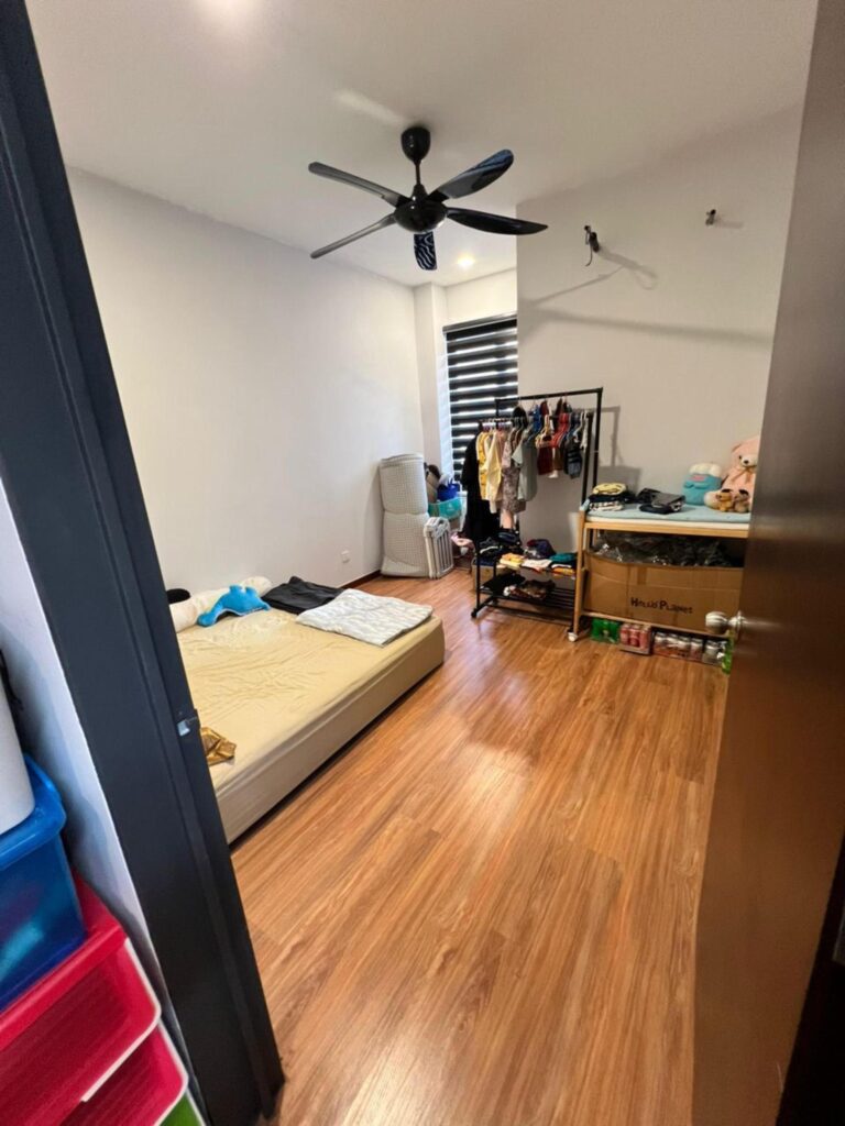 Kajang East 22′ x 80′ | 4 Bed 4 Bath | Move-In Ready | Fully Maintained | RM830K Negotiable