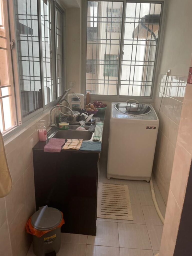 Well maintained Sri Lavender Apartment | 1050 ft2 | Price: RM 295K (nego)