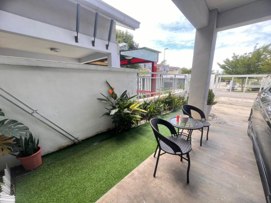 TTDI Grove Lavenna | House 22×75 | Opposite Playground | Price: RM 800K (nego)