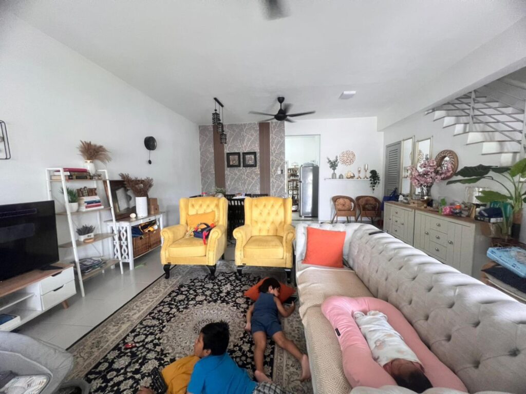 TTDI Grove Lavenna | House 22×75 | Opposite Playground | Price: RM 800K (nego)