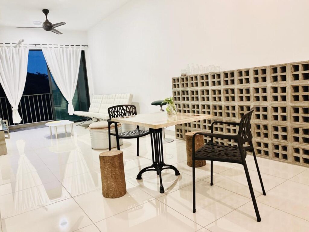 Sutera Pines Kajang | Corner unit | 1,118 ft2 | Furnished | Price: RM 438K