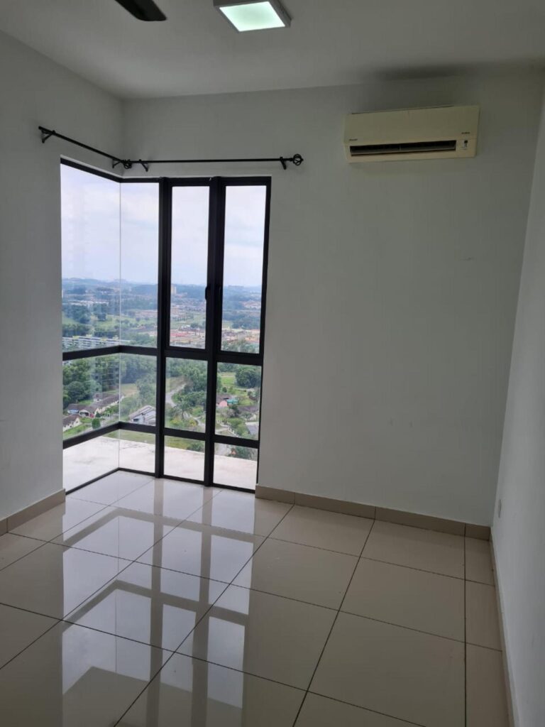 Oasis 1 Mutiara Heights Kajang | Corner unit | 1,402 ft2 | Price: RM 630K
