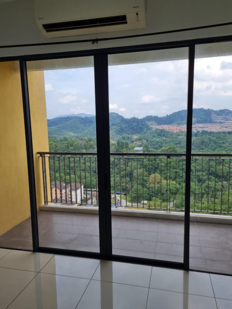Oasis 1 Mutiara Heights Kajang | Corner unit | 1,402 ft2 | Price: RM 630K