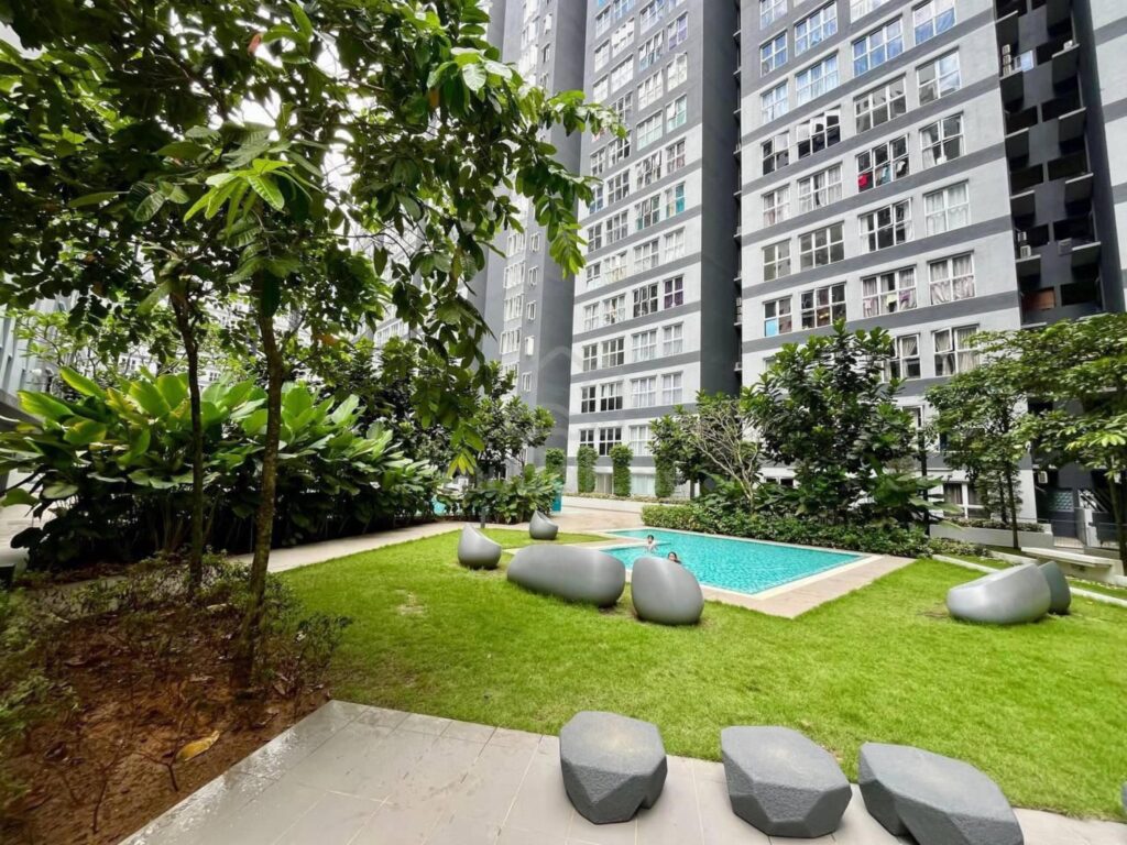 Fully furnished Canopy Hills | Kajang 2 | Price: RM 300K (nego)