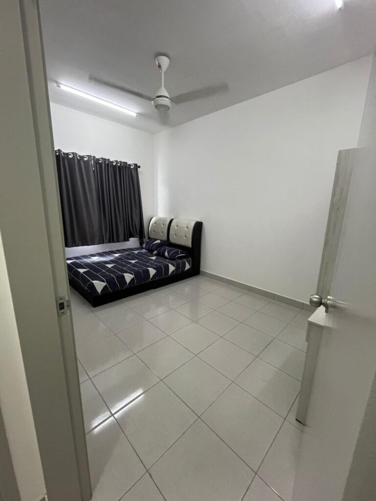 Well maintained house | Taman Sempurna Damai Semenyih | Price: RM 560K (nego)