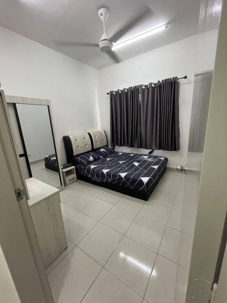 Well maintained house | Taman Sempurna Damai Semenyih | Price: RM 560K (nego)