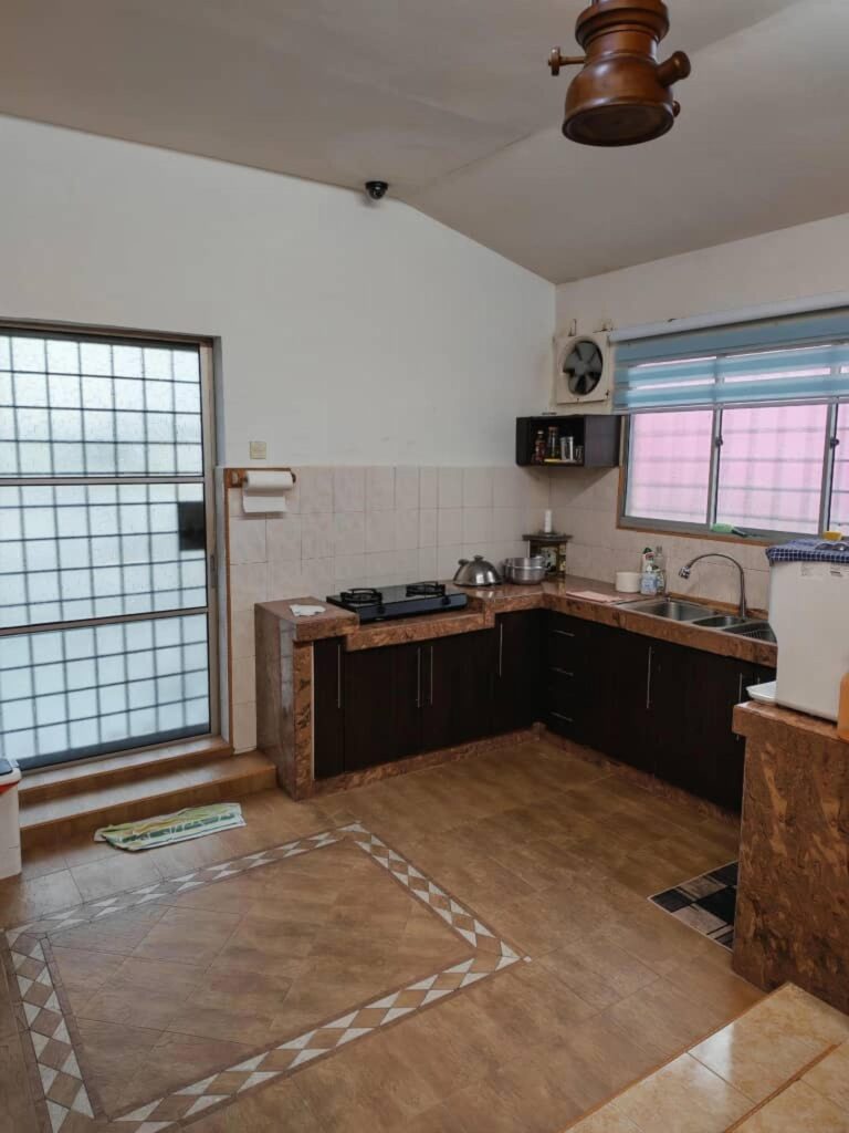 Corner lot house | Taman Berlian Kajang | Price: RM 750K (nego)