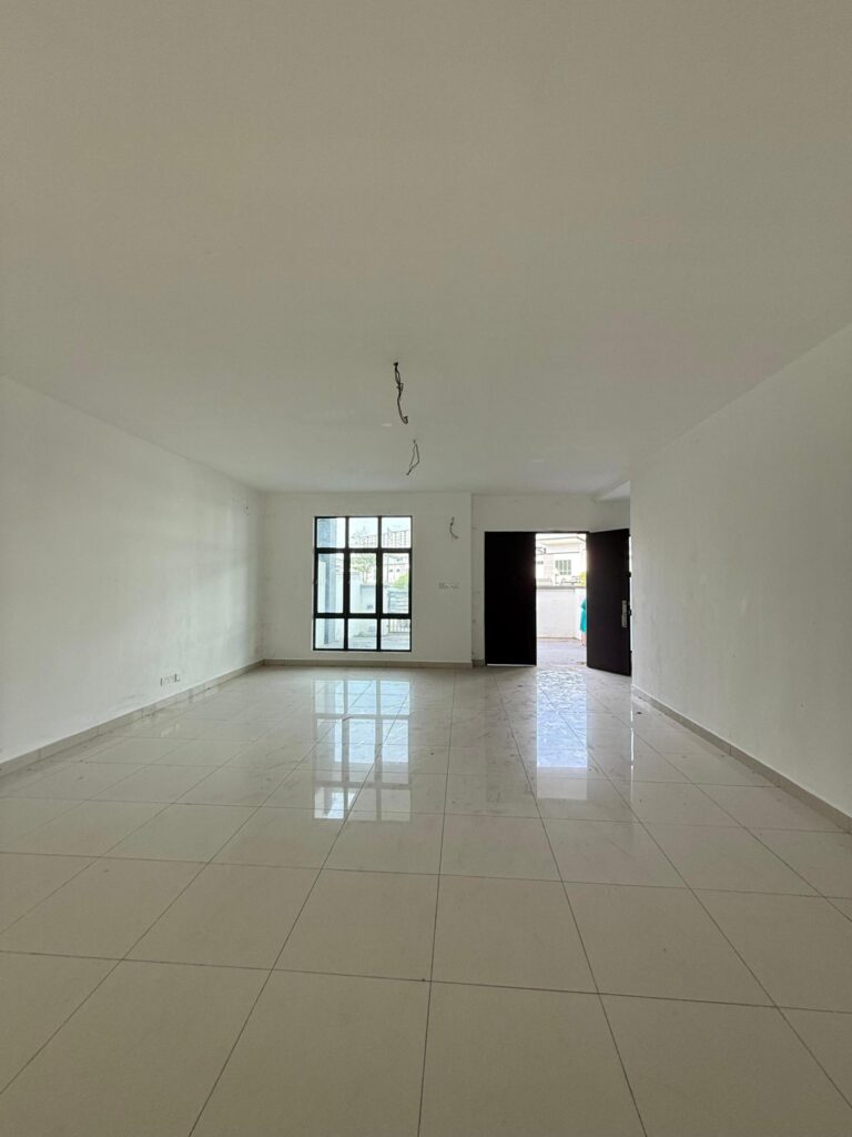 Kajang Taman Puncak Saujana Double Storey House