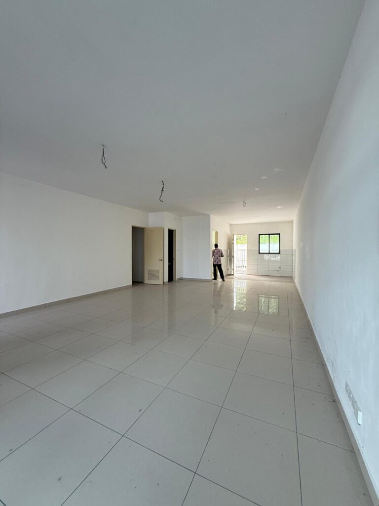 Kajang Taman Puncak Saujana Double Storey House