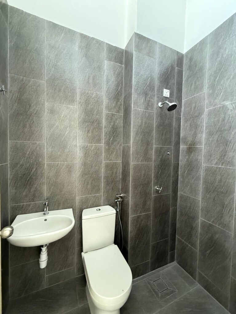 Kajang Taman Puncak Saujana Double Storey House