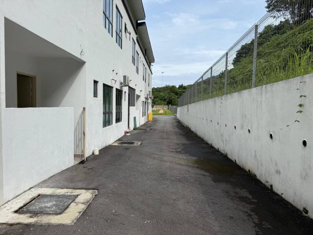 Kajang Taman Puncak Saujana Double Storey House